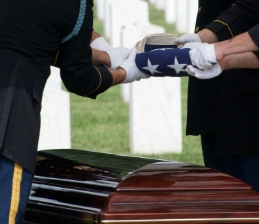 Military Veteran Burial Flag Who Is Eligible Eligibility Flag Display Cases Cremation Urns